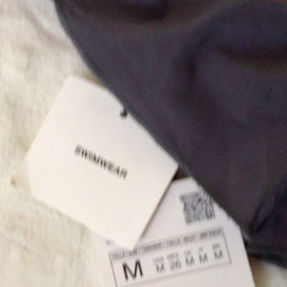 Zara ruffle swim top, Medium, NWTGS - Picture 6 of 6